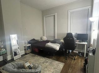 709 S Ada St APT 3F, Chicago, IL 60607