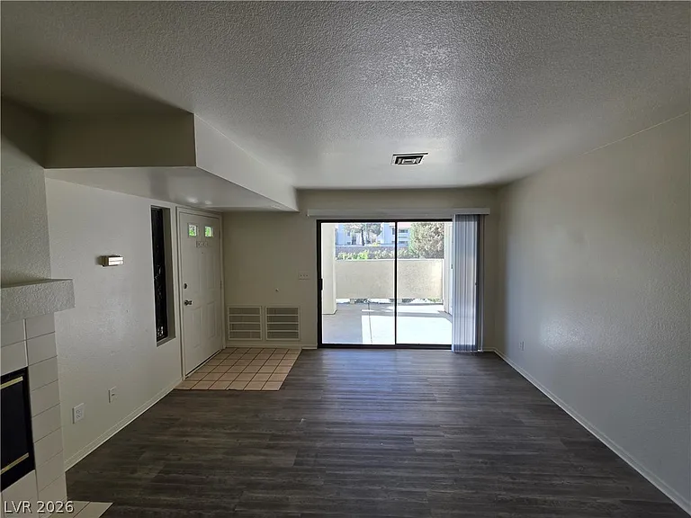4865 S Torrey Pines Dr #106 — Photo 24