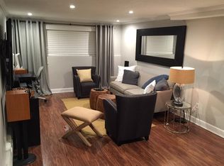 6 Lancelot Ct APT 8, Salem, NH 03079