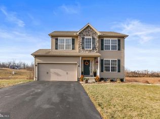 214 Joshua Dr, Hanover, PA 17331