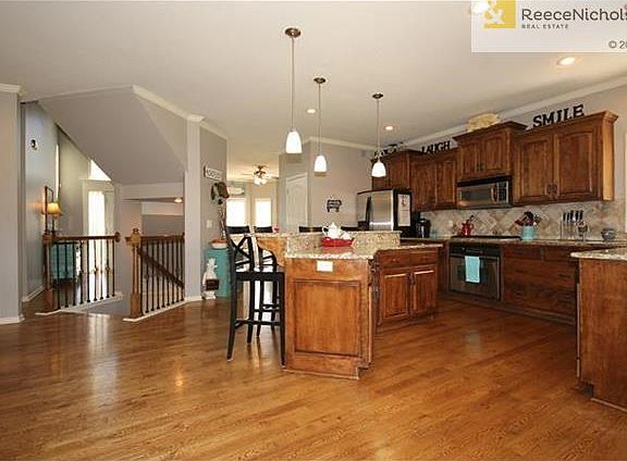 5th image of 9506 N Askew Ave