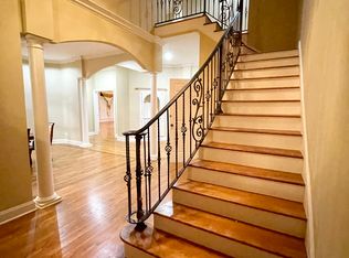 8195 Dogwood Rd, Germantown, TN 38139