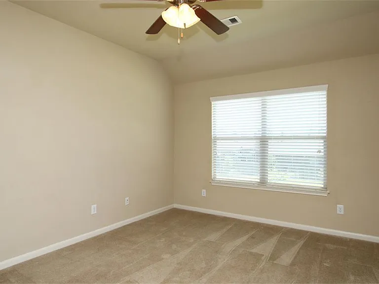 8902 Finnery Dr — Photo 22