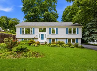 11 Brayton Road, Carmel, NY 10512