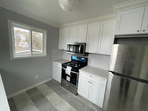 4th image of 411 N San Mateo Dr APT 5