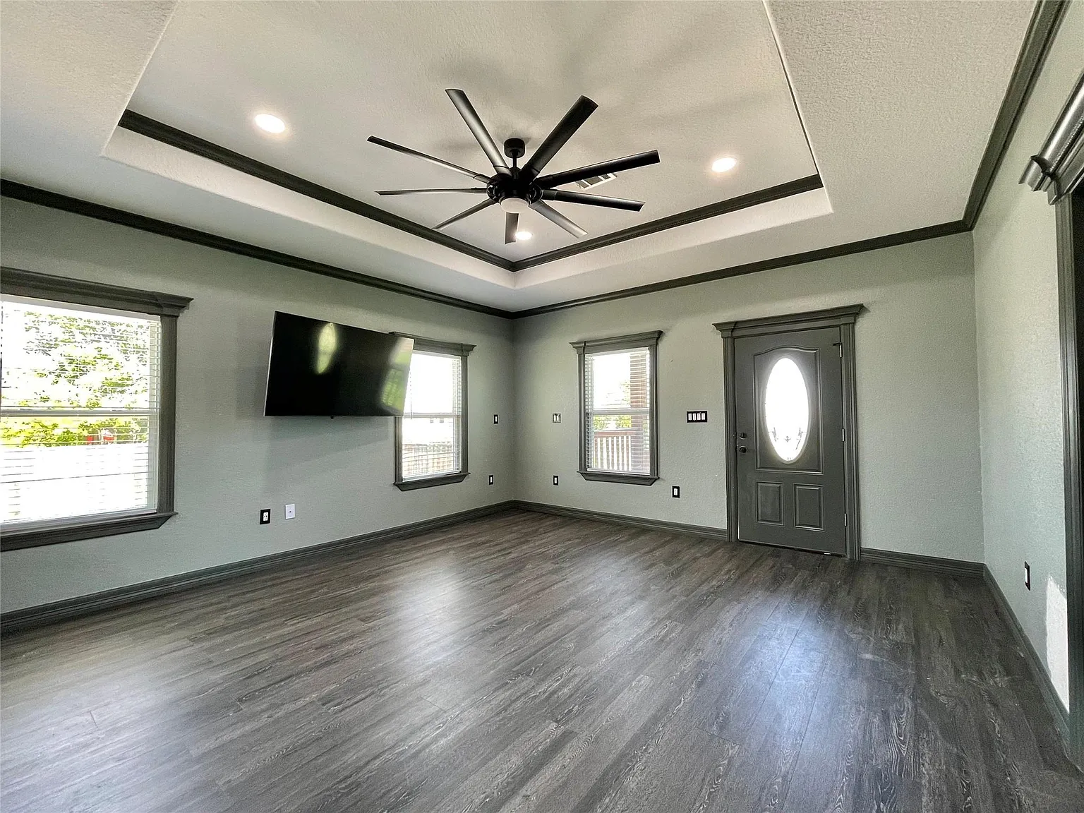 3 bed, 2.5 bath, 1120 sqft, $1,650 — Photo 3