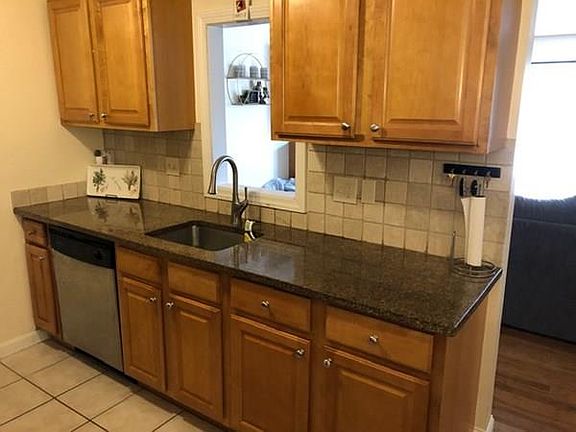 3rd image of 56 Townsend St APT B12