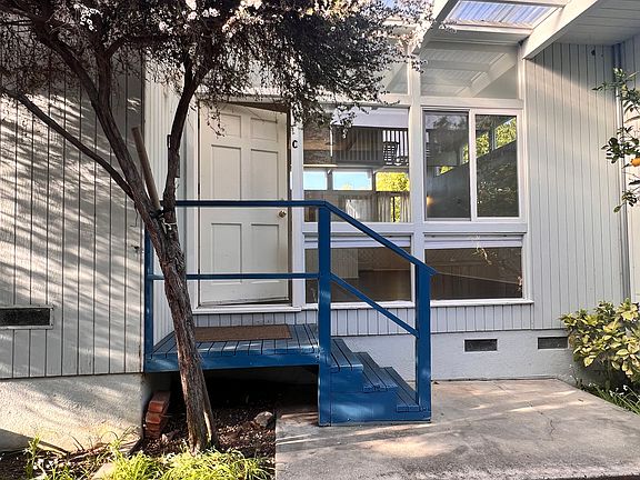 3rd image of 228 Mountain View Ave APT C
