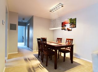 438 N Armistead St APT 301, Alexandria, VA 22312