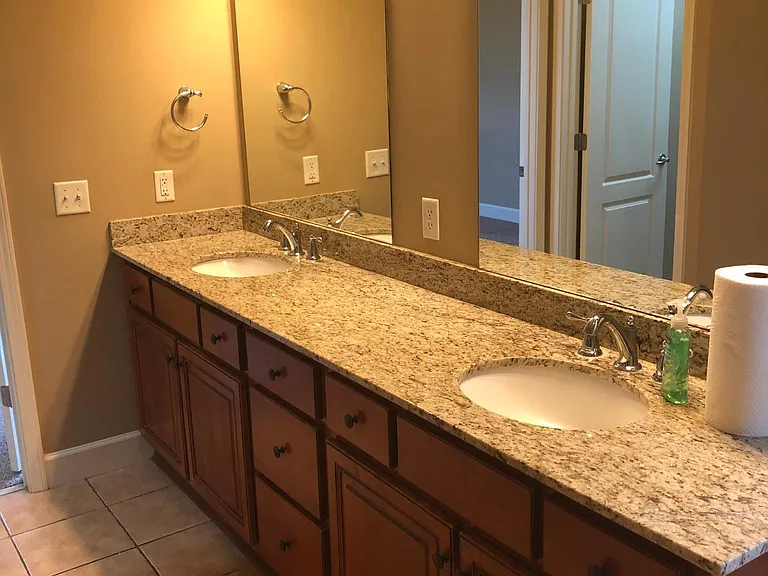 220 Edgewater Dr — Photo 22