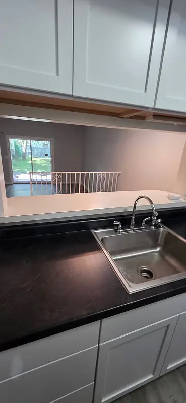 2 bed, 1.5 bath, 1050 sqft, $1,300 — Photo 4