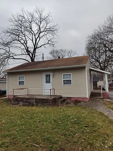 2848 Dearborn St Photo 1