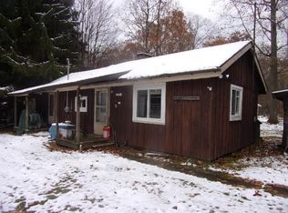 239 W Farm Rd, Marienville, PA 16239