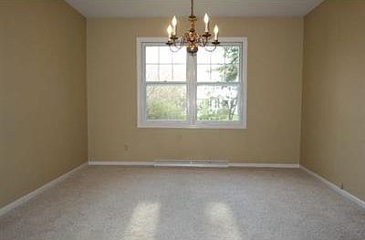 4th image of 833 Sterling Dr