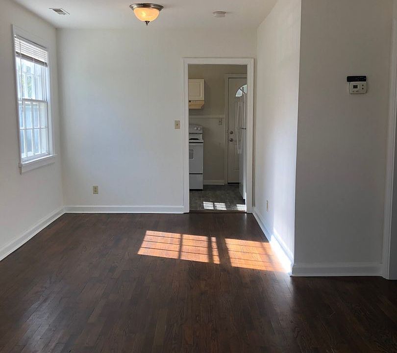 1st image of 68 Jay St