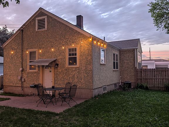 3rd image of 305 Pierce Ave