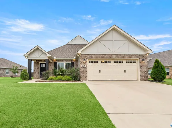 236 Dustin Ln NW, Madison, AL 35757