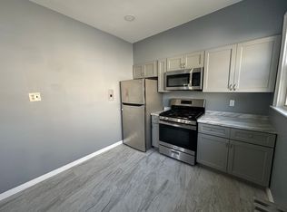 372 High St #B, Orange, NJ 07050