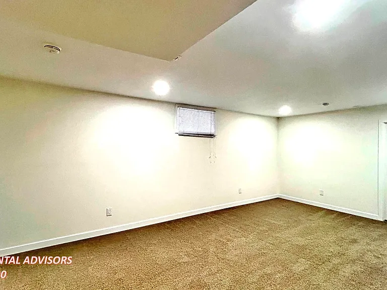 10827 66th Ave NW #BASEMENT — Photo 3