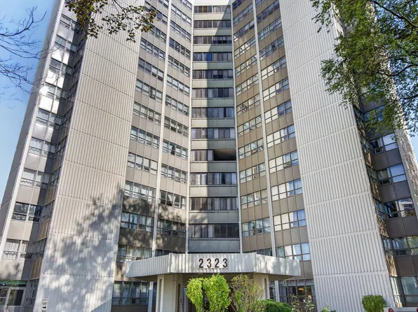 2323 Confederation Pkwy #1101, Mississauga, ON L5B 1R6