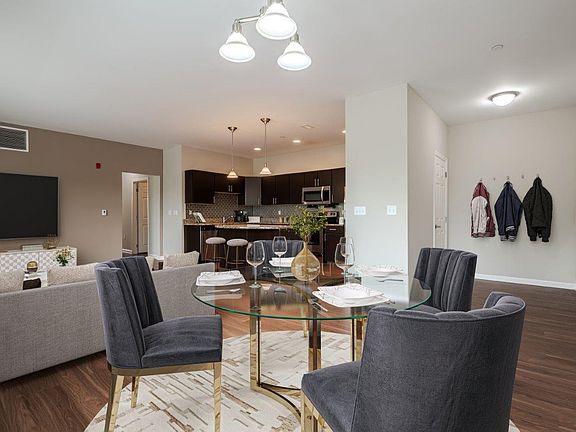 4th image of 10100 Kettlecreek Dr #2312
