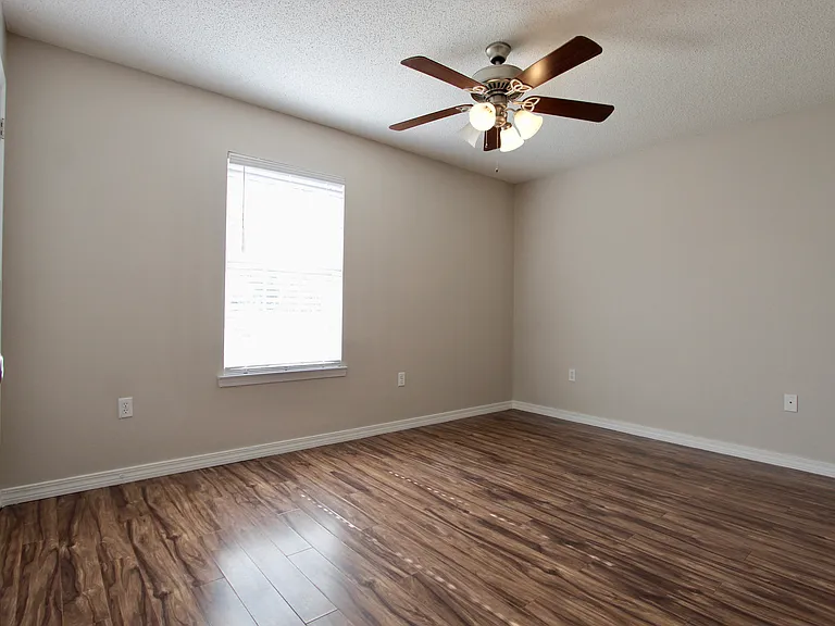 3151 Forrest Ave — Photo 19