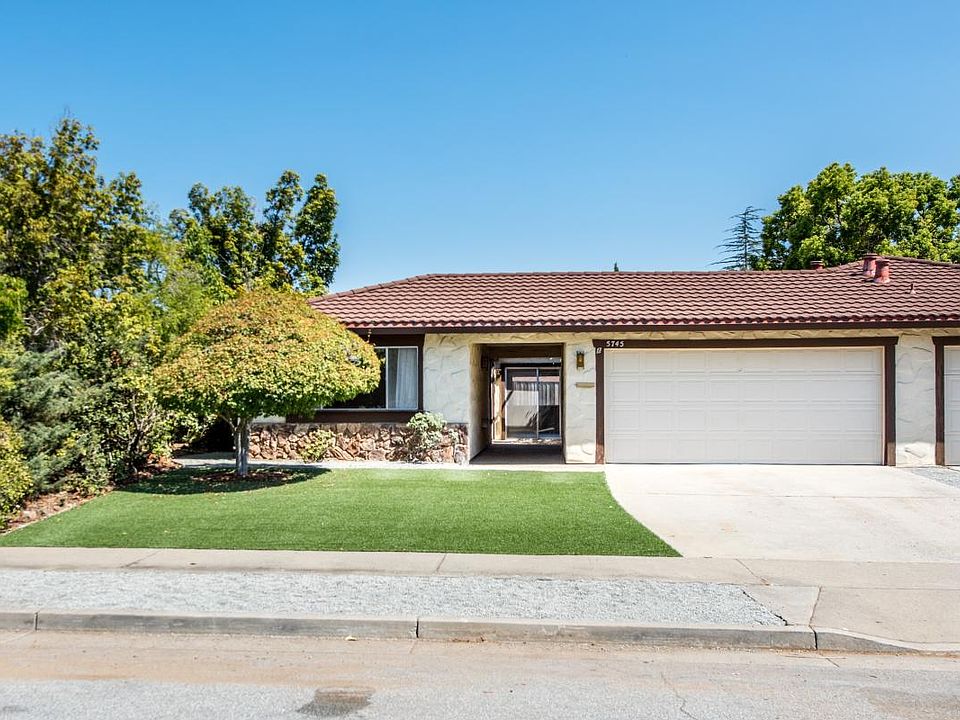 1st image of 5745 Clematis Dr