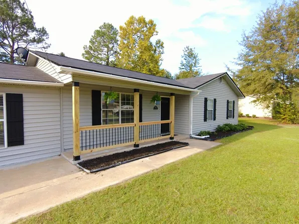 62 Cedar Ave, Blakely, GA 39823