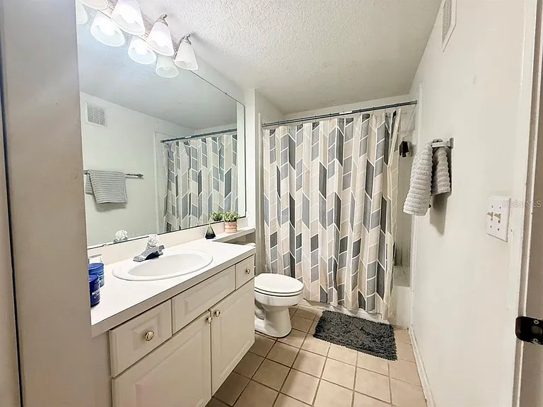 14304 Fredricksburg Dr #409 — Photo 10