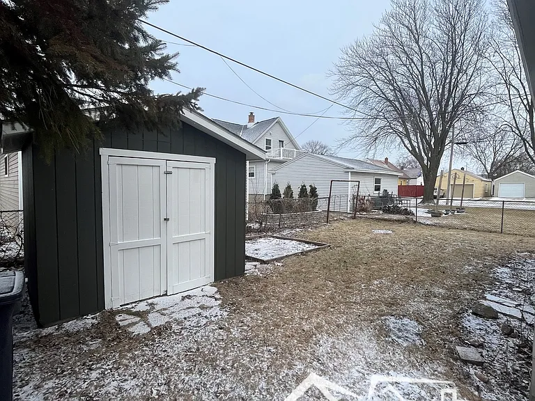 904 W 8th Ave — Photo 3
