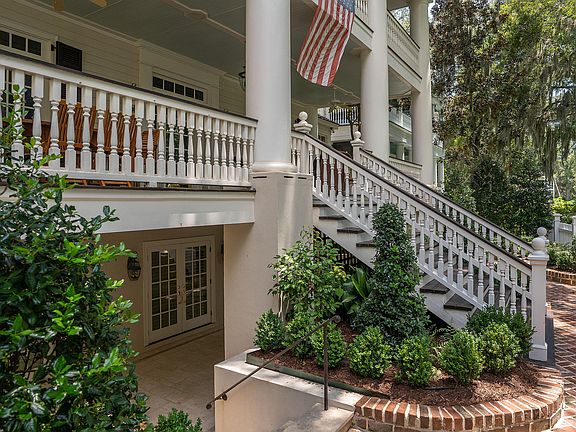 2nd image of 11 Waterside Drive