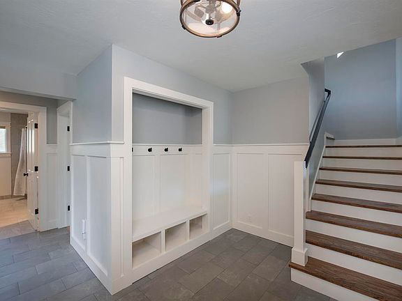5th image of 276 Zeligman Street