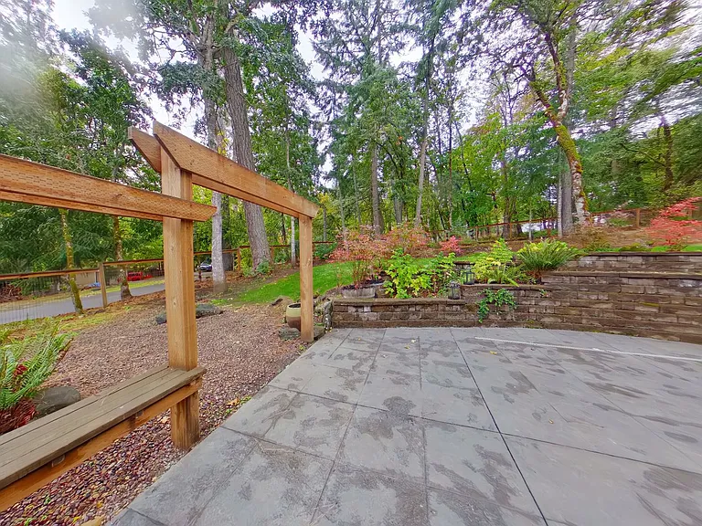 890 Pine Forest Dr — Photo 3