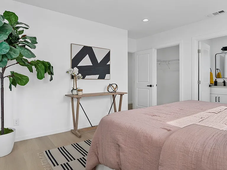 4745 Pixie Ave — Photo 14