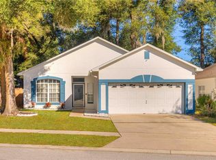 355 Heritage Estates Ln, Deland, FL 32720