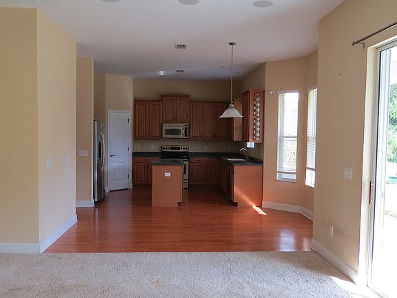3rd image of 7964 Camden Woods Dr