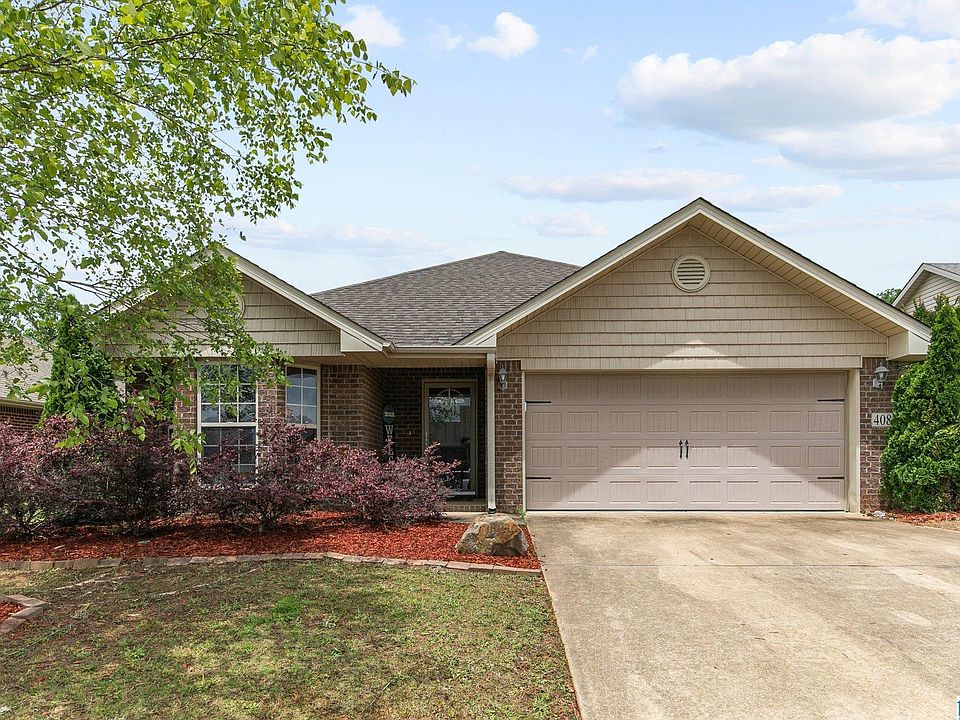 1st image of 408 River Crest Dr N