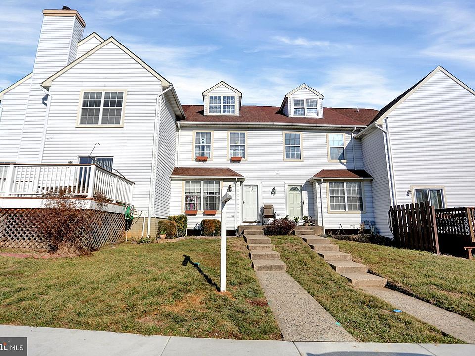 2nd image of 306 Guilford Ct