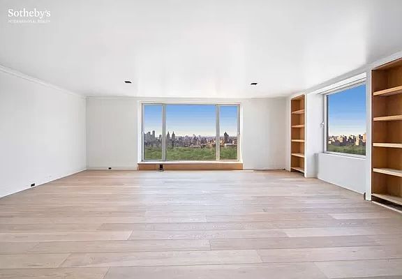 5th image of 35 E 76th St #3201-5