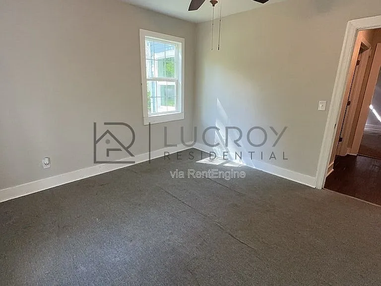 201 W Santa Clair St — Photo 11