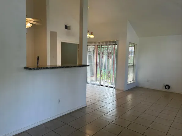 11018 Tobasa Ct, Houston, TX 77086