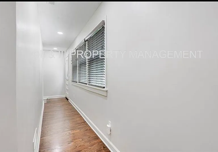 6406 W 72nd Ter — Photo 16