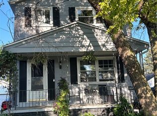 10 Orchard Pl, Lackawanna, NY 14218
