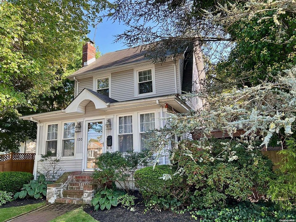 1st image of 120 Ferndale Court
