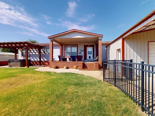 990 N 2116th Cir, Canute, OK 73626