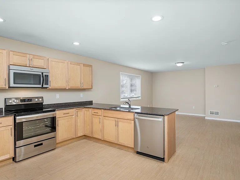 6. 1721 University A - Kitchen_Reverse