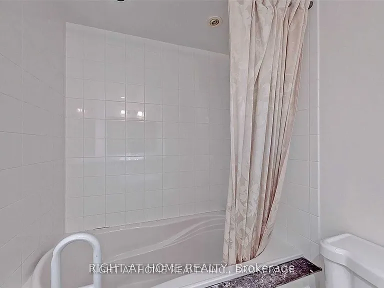95 La Rose Ave #505 — Photo 15