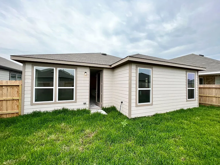 2834 Palamas Ln — Photo 21