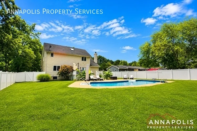602 Victoria Dr — Photo 36