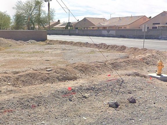 3rd image of W Gowan Rd